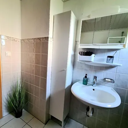 Ferienwohnung Mendig דירה *